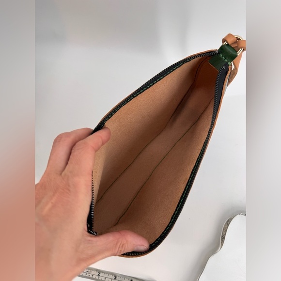 Hand Made Vintage Green Leather Shoulder Bag - Picture 4 of 4